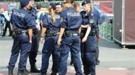 A­l­m­a­n­y­a­­d­a­ ­t­e­r­ö­r­ ­ş­ü­p­h­e­l­i­s­i­ ­b­i­r­ ­T­ü­r­k­ ­g­ö­z­a­l­t­ı­n­d­a­